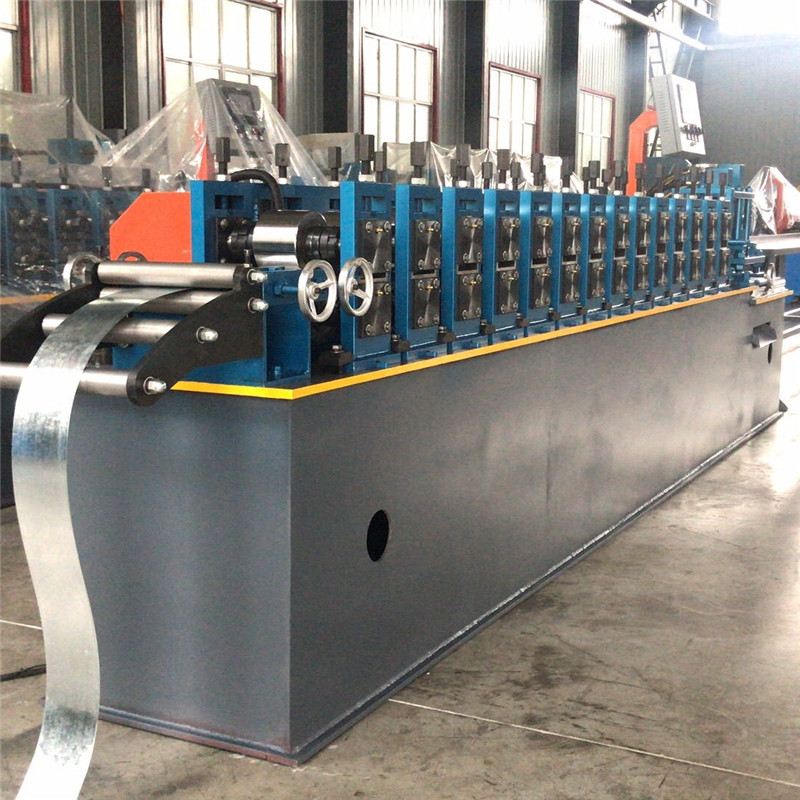 Sliding gates track making machine