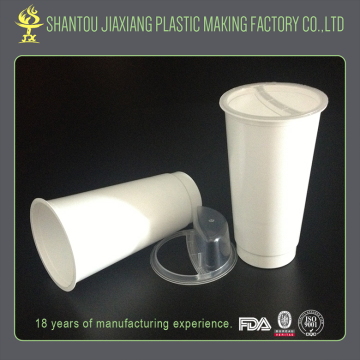 Disposable plastic milk shake cup for dessert