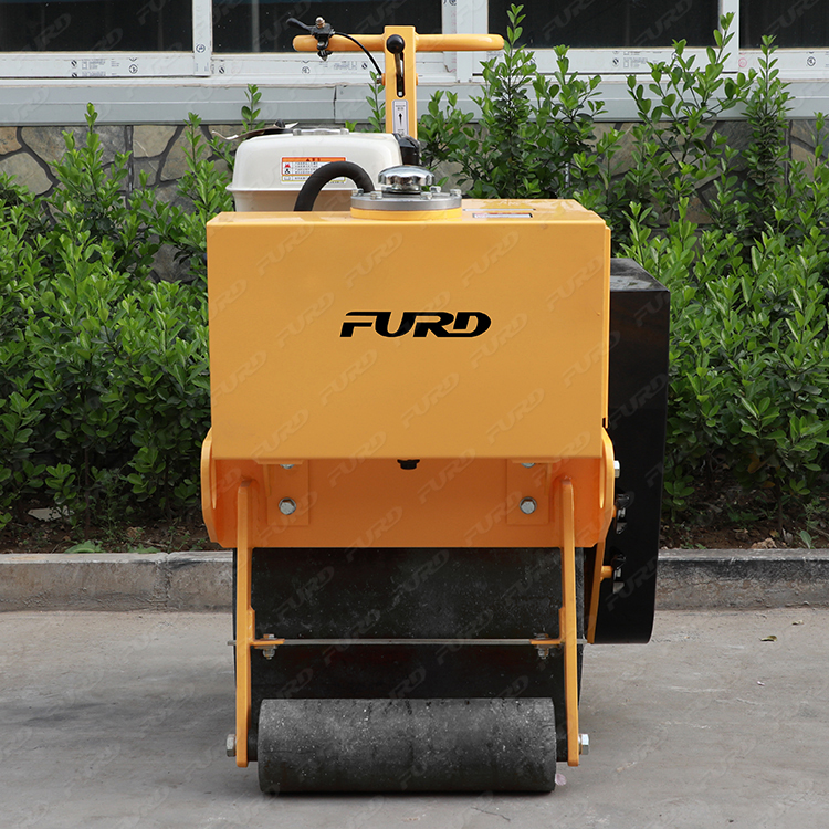 Mini gasoline powered 200kg vibratory road roller