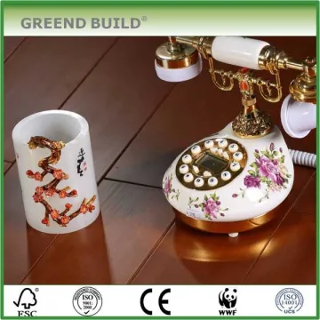 Resistance to dirty wood floor boards