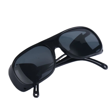 Welding Glasses: Protection Against Grinding Dust, Impact, and Eye Safety for Welders