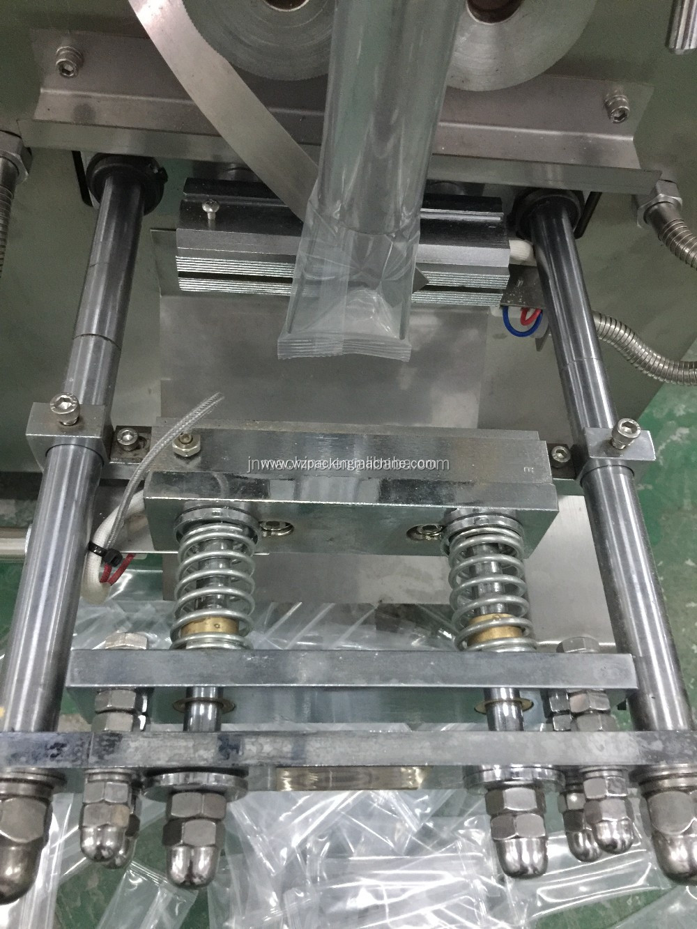 JN-420C Automatic Grain Pouch Packing Machine