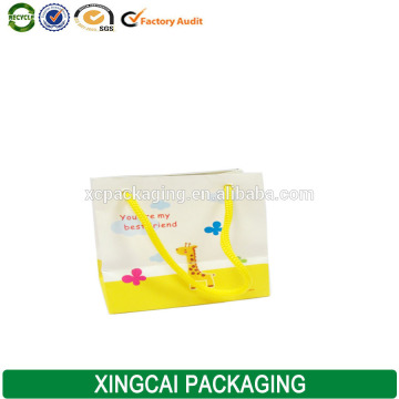 2015 guangzhou packaging paper bag for toys