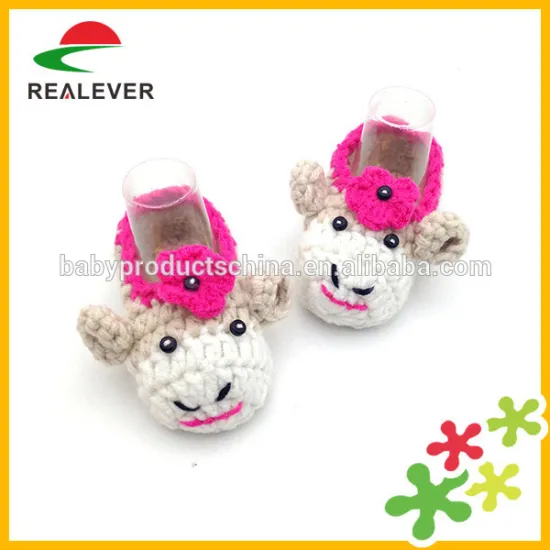 2015 wholesale acrylic winter soft crochet shoes