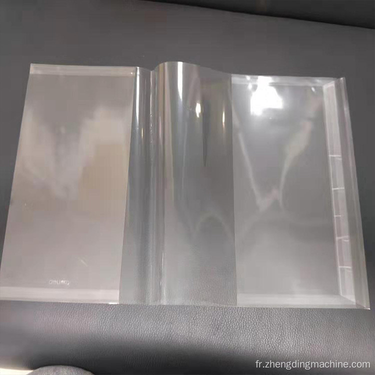 Machine de fabrication de couvercle de livre en plastique transparent