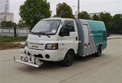 Environmental Road Vacuum Sweeper Cleaning Truck