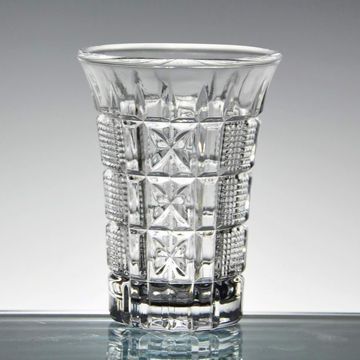 Machine Press Shot Glass with Decorative Pattern on Surface, Suitable for Daily Use and Promotions