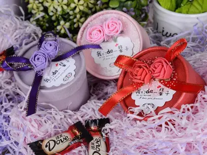 Round wedding candy box free samples
