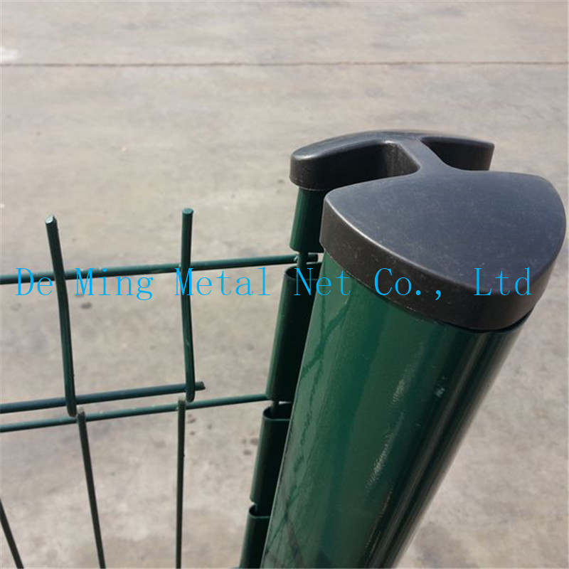 mesh fencing peach post