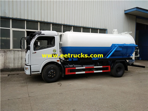 فراغ 4000L 4x2 روث شفط الشاحنات