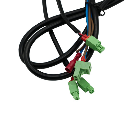 Conexión de alta eficiencia: un fabricante chino personaliza un mazo de cables de conexión rápida sin tornillos