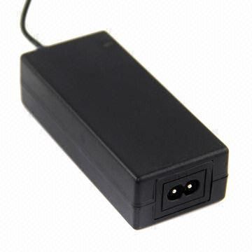 Laptop AC Adapter with 19V Output, 5-piece Exchangeable Tips, Fit for Most Popular Laptops