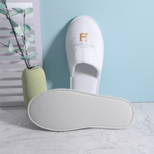 White Comfortable Disposable Home And Hotel Slippers