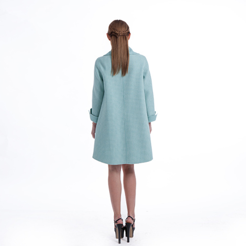 Cappotto in cashmere con risvolto moda