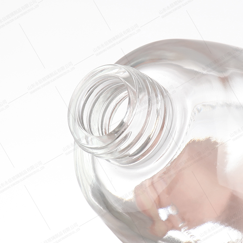 custom high quality crystal perfume bottles