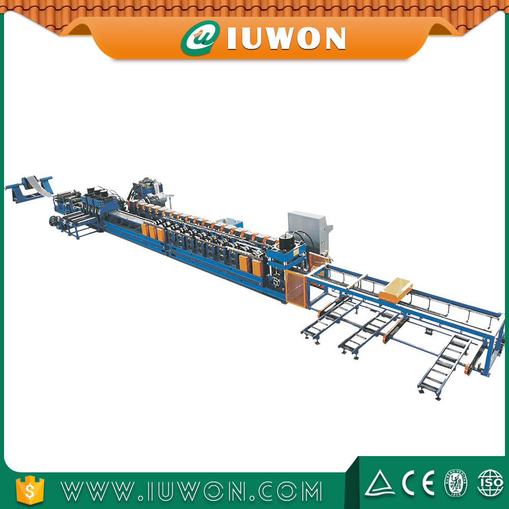 Guardrail roll forming line