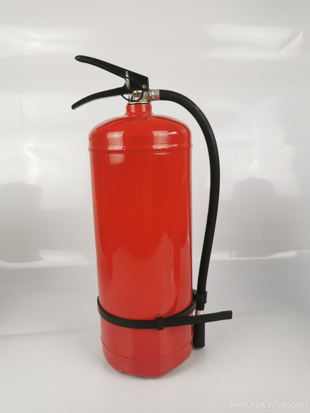 Portable foam fire extinguisher