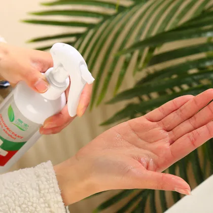 Portable 75% alcohol hand sanitizer sanitizing spray