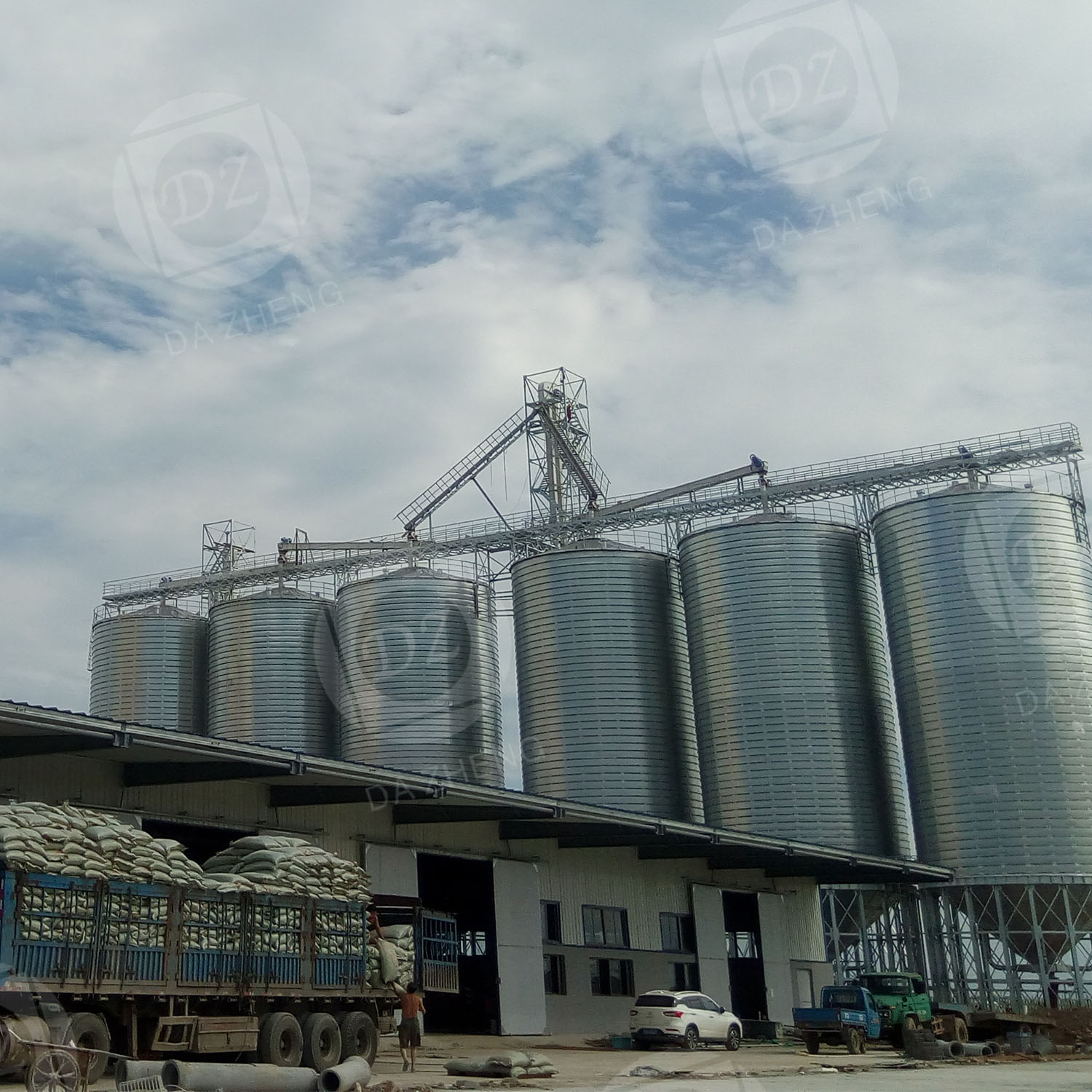 New feed processing reserve silo