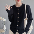 Frauen Crewneck Long Sleeve Button Strickjacke