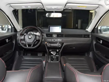 Dongfeng S50 5 SEATS SEDAN CAR