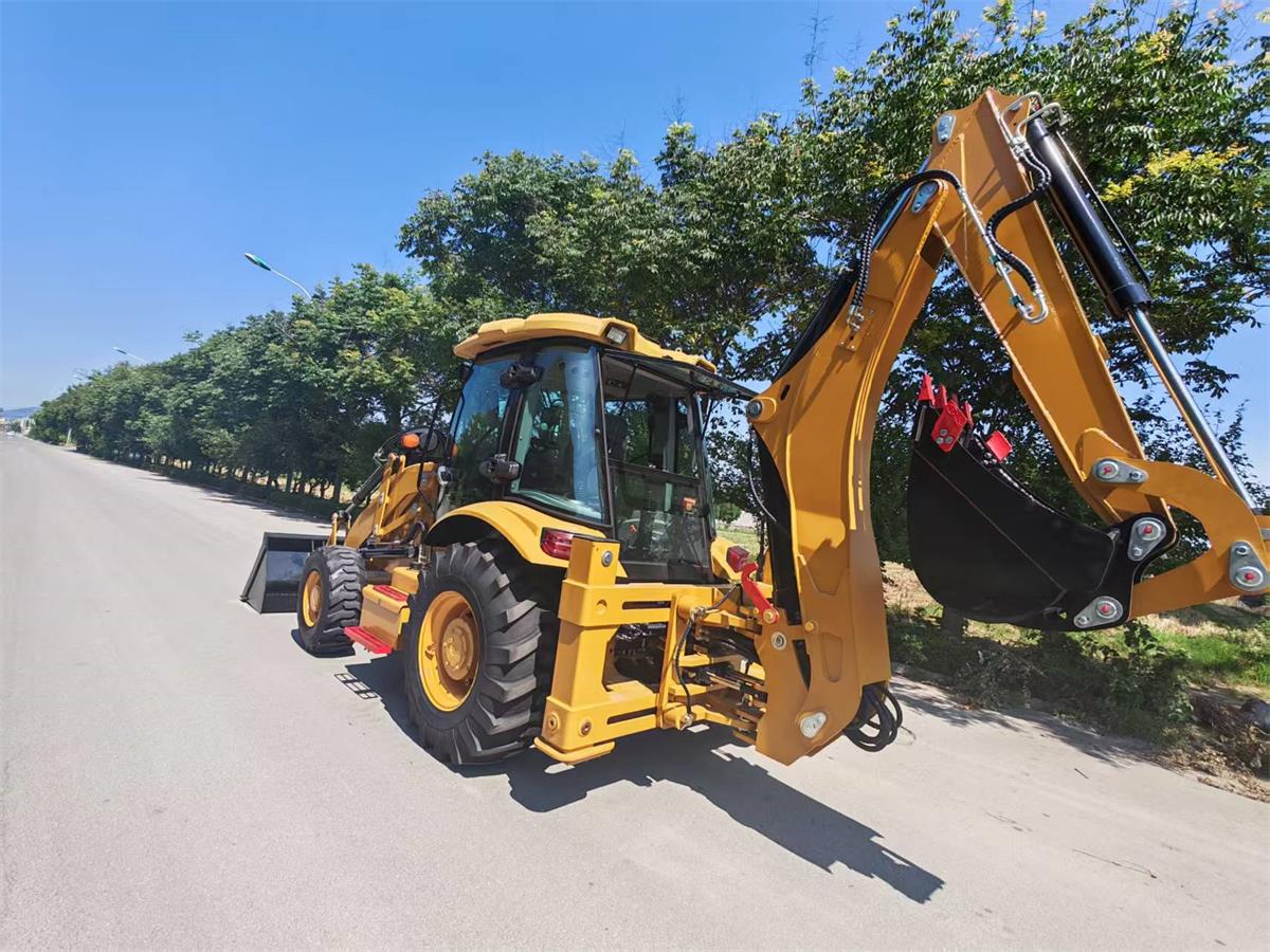 backhoe loader-3