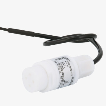 PTFE-Gehäuse mit hoher Stabilität Keramikkapazitivsensor Anti-Korrosionsflüssigkeitsspiegel-Sender