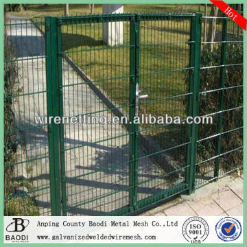 Green PVC Coated Fencing And Gates