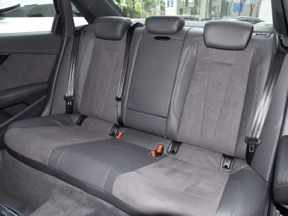 GERMAN Petrol Car Audi A4l