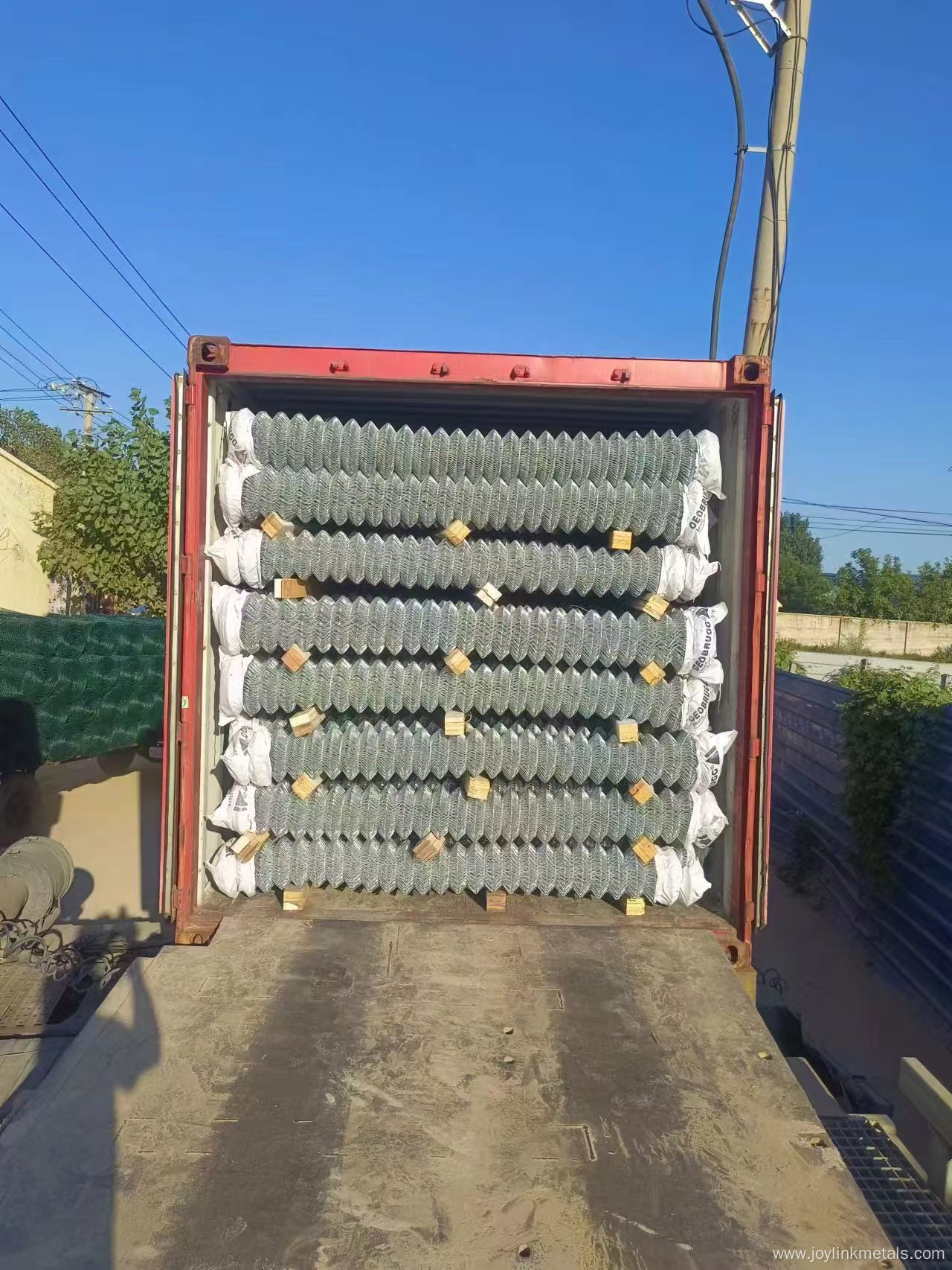 galvanized and pvc coated chain link mesh