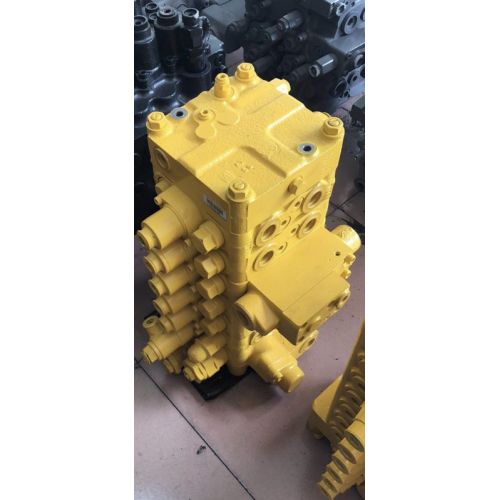 Komatsu PC200-6 Main Valve 723-46-13702