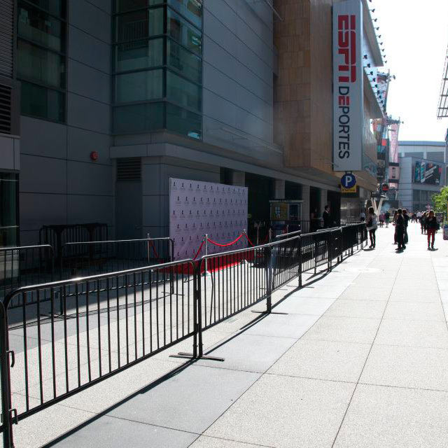 Bridge Feet Crowd Control Steel Pedestrian Barricades