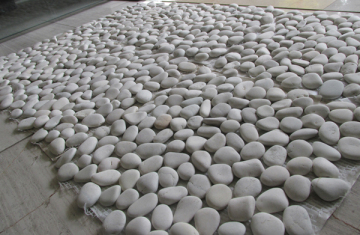 Pebble Stone Mosaic Tile