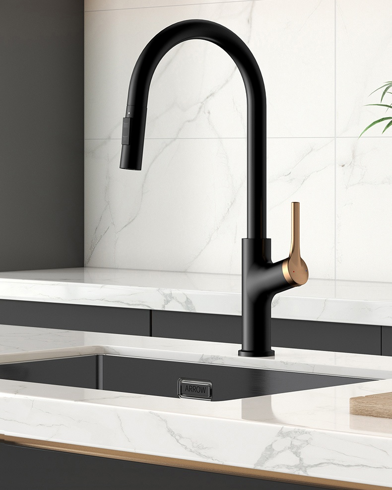 Brass Pull Down Black-Gold Single Handle Kitchen Faucet