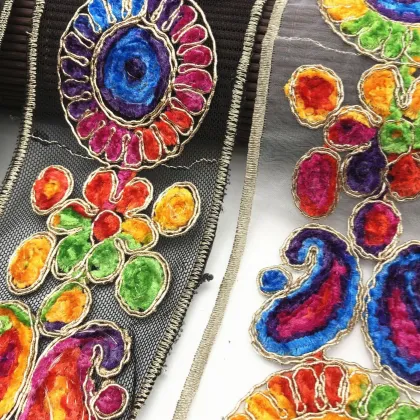 Wholesale Ethnic Style Flower Mesh Embroidered Trimmings for Luggage, Clothing Accessory