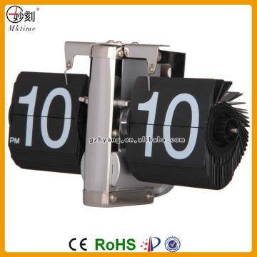 guangzhou factory direct sale patent flip calendar wall clock
