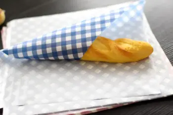 Greaseproof paper for sandwich hamburger wrapping pape