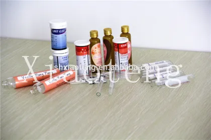 Horizontal solid glue labelling machine