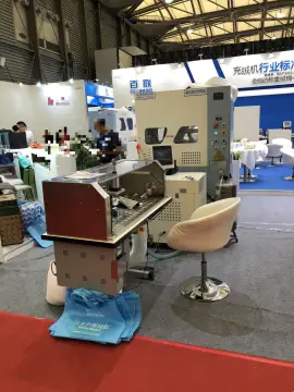 One Nozzle Down Coat Filling Machine