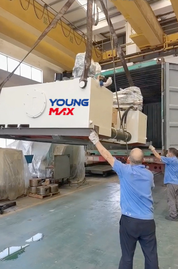 2500T oil cylinder of heavy duty hydraulic press machine 2500T oil cylinder of heavy duty hydraulic press machine