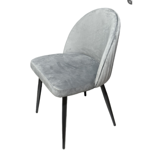 Silla moderna tapizada en terciopelo con respaldo capitoné