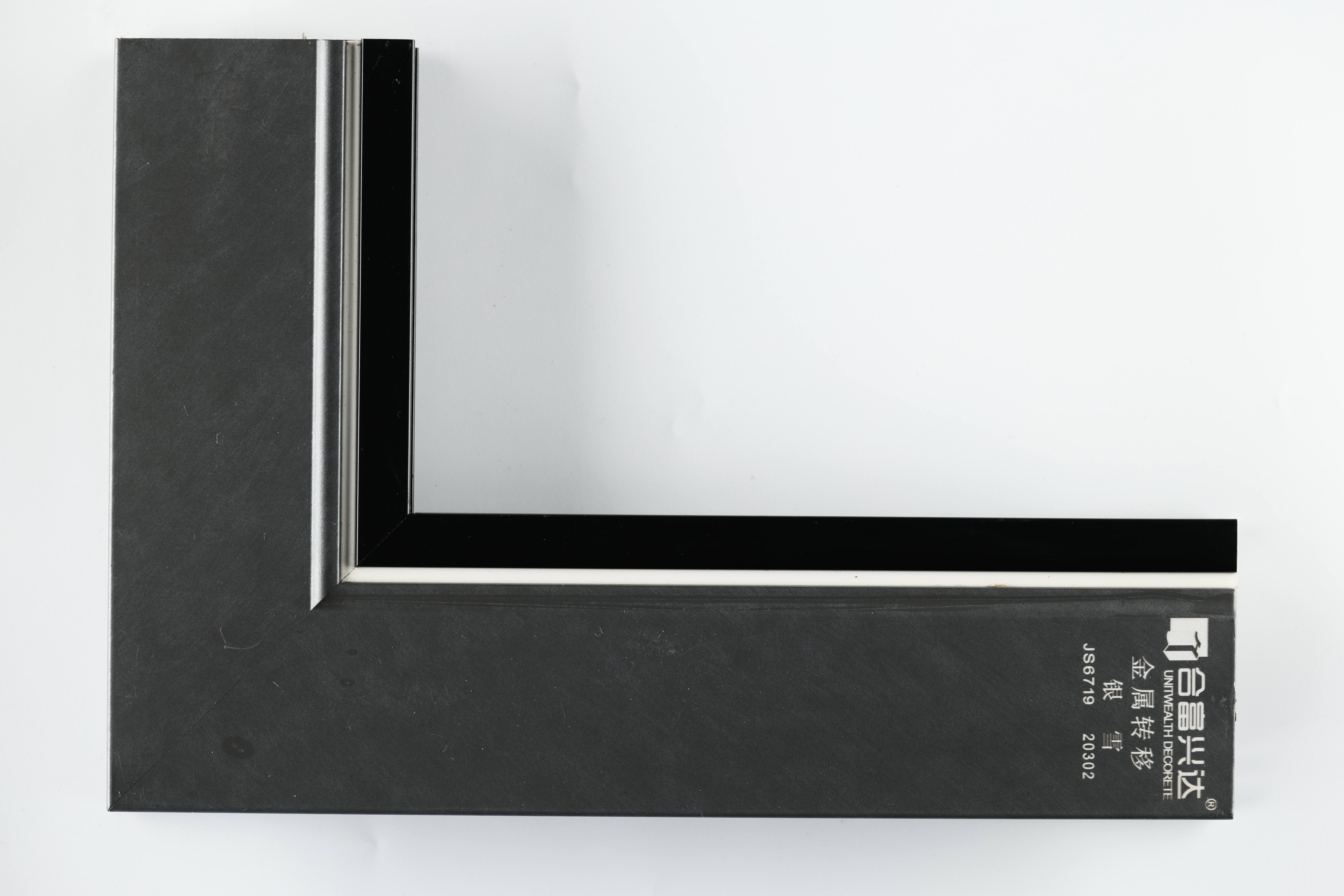 फ्रॉस्टेड मैट सिल्वर ट्रांसफर फिल्म टेक्सचर का क्लोज़-अप