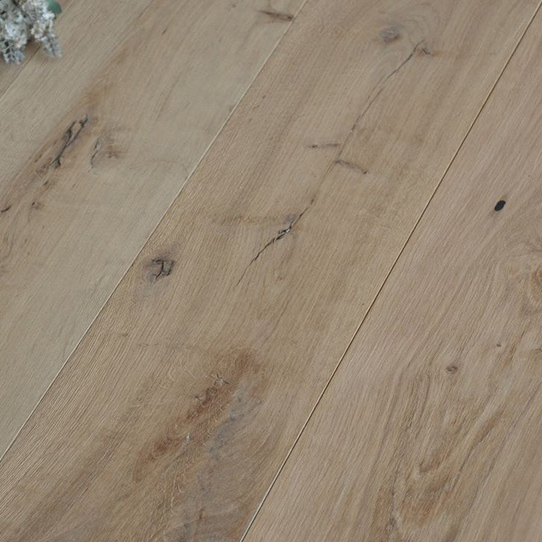 plancher de bois franc naturel en bois franc ABCD