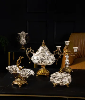 China-Made Traditional Ceramics for Exhibitions and Decor