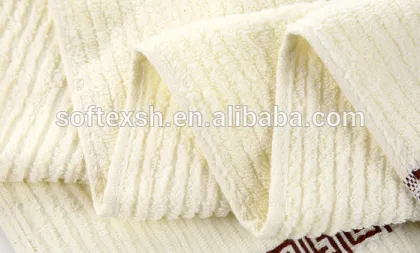 auspicious clouds jacquard cotton towel set with box