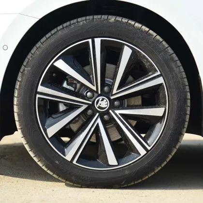 2024 Skoda Superb 2.0T 186 hp Luxury Large Space Midsize Sedan