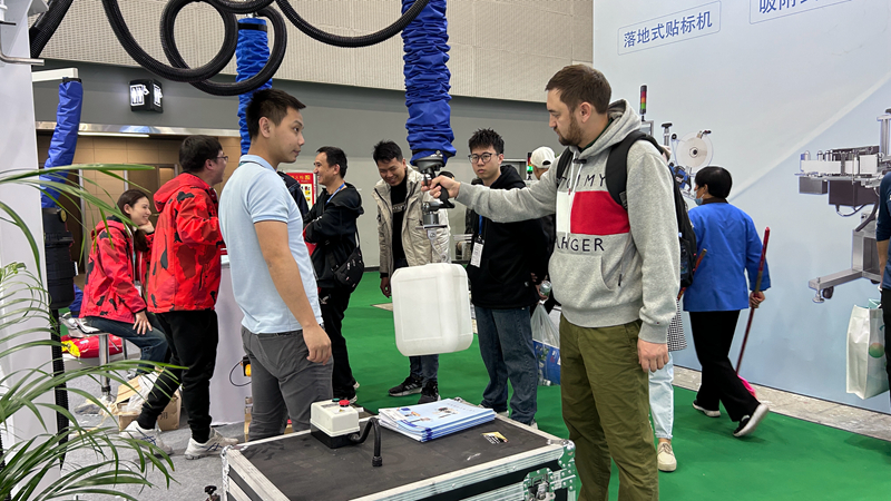 Cowest Machinery to Showcase Innovative Vacuum Handling Equipment at CeMAT RUSSIA 2024 Exhibition (2)