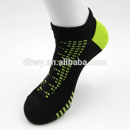 2015 Newest Women Yoga Socks for OEM Service