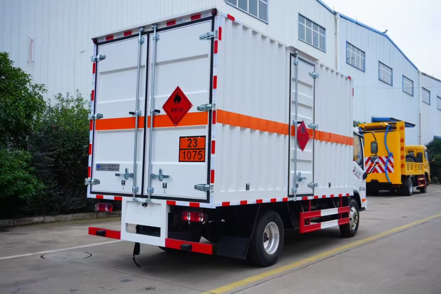Secure and Efficient DANGEROUS GOOD Transport Vehicle Solution