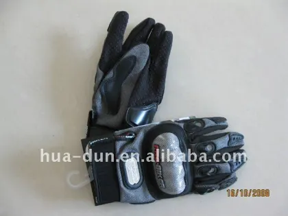 Motorcycle racing gloves